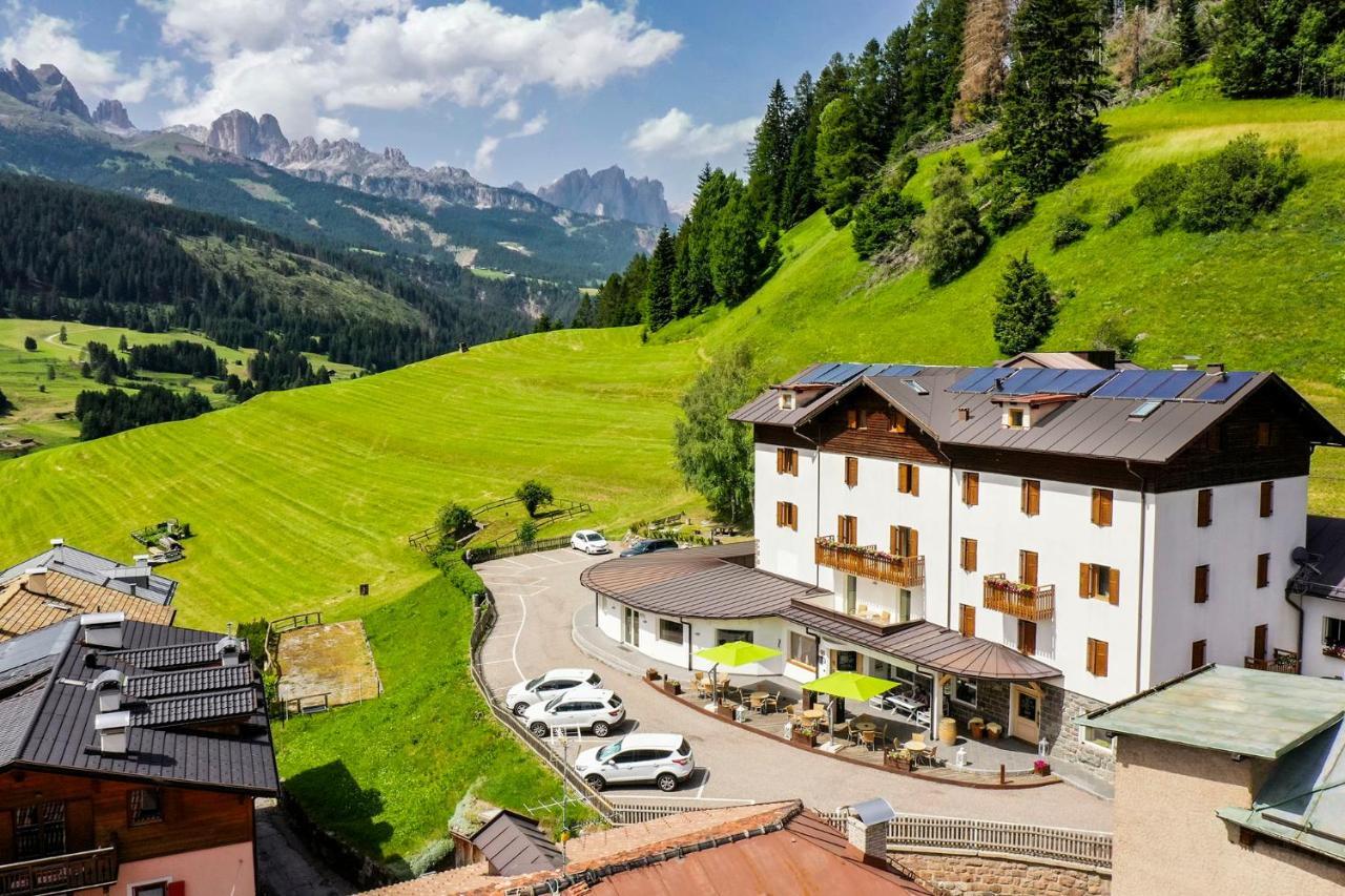Ciasa Alpina Relax Hotel Moena Dış mekan fotoğraf