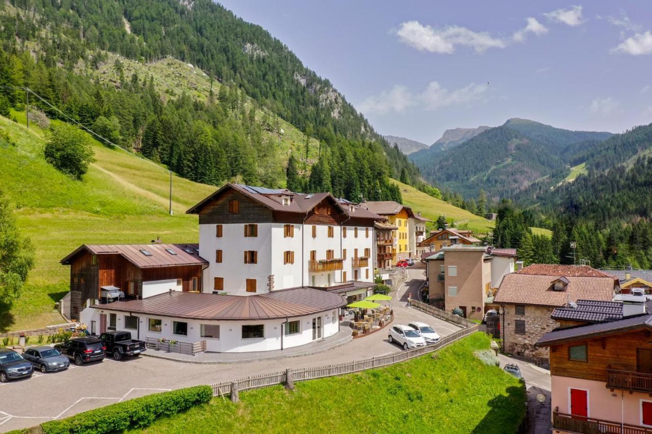 Ciasa Alpina Relax Hotel Moena Dış mekan fotoğraf